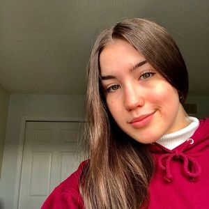 Meet your Posher, Laurianne